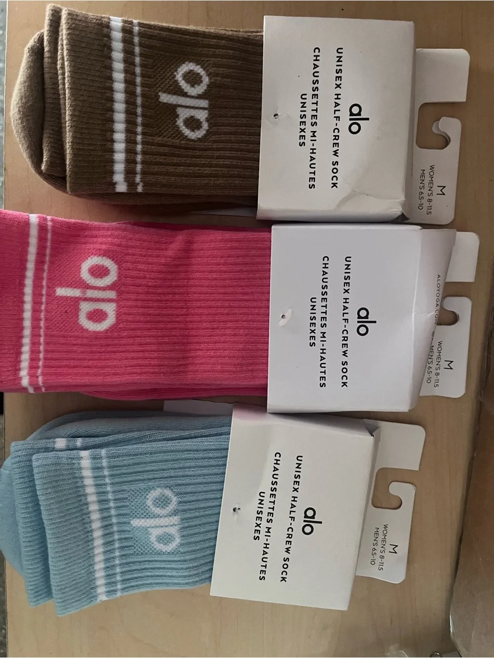 ALO Yoga Unisex Crew Socks - Pink, Blue, Brown (3-Pack) lot bundle gift set new